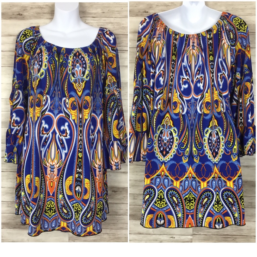 🦌 Voll Printed Bell Sleeve Dress Size Medium